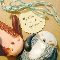 PAIR of "otterly sweet" otter brooch holding hands, Perfect Valentines / Anniversary gift